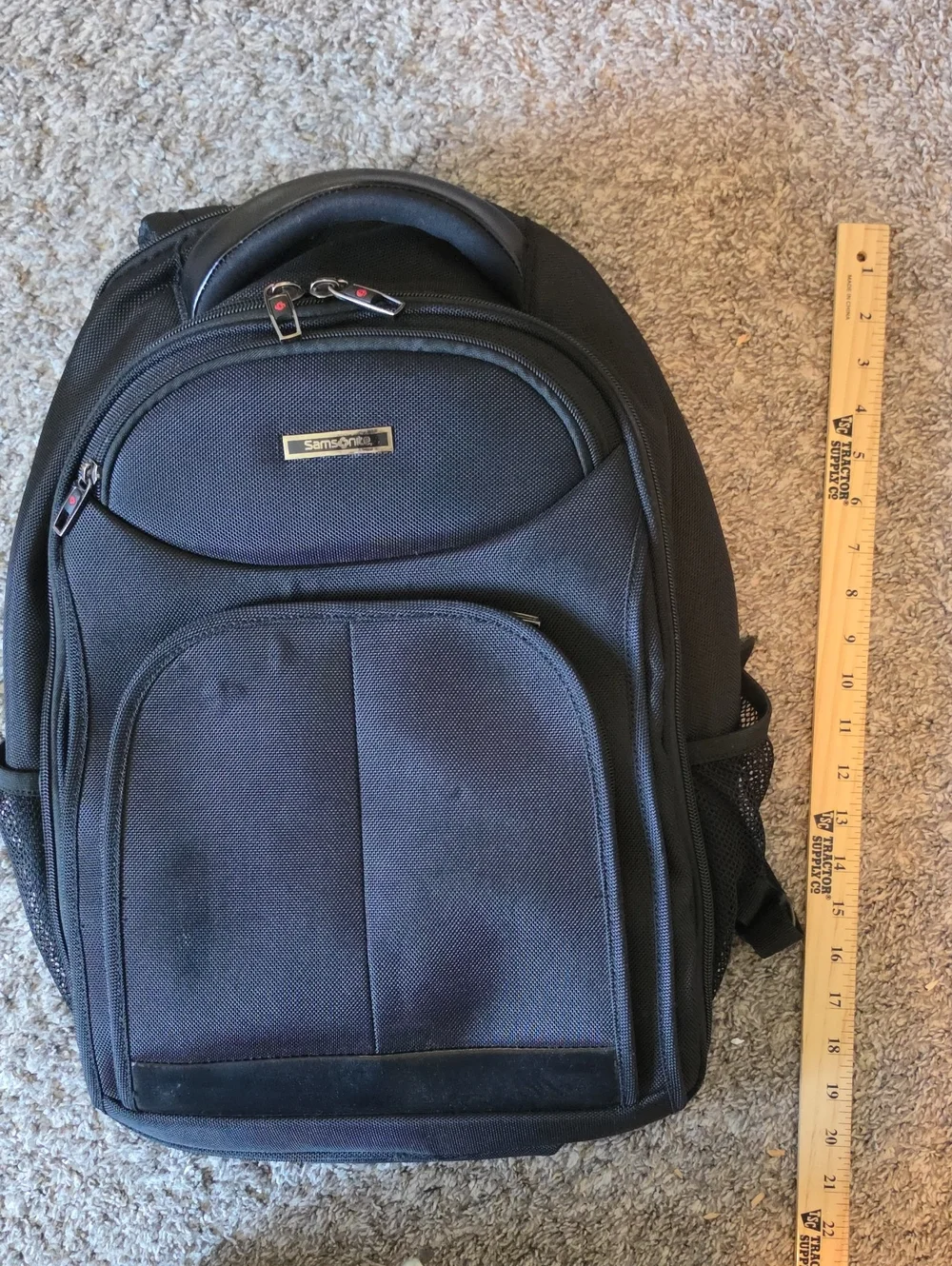 AWESOME Samsonite BUSINESS Black Laptop Backpack with Multiple Pockets